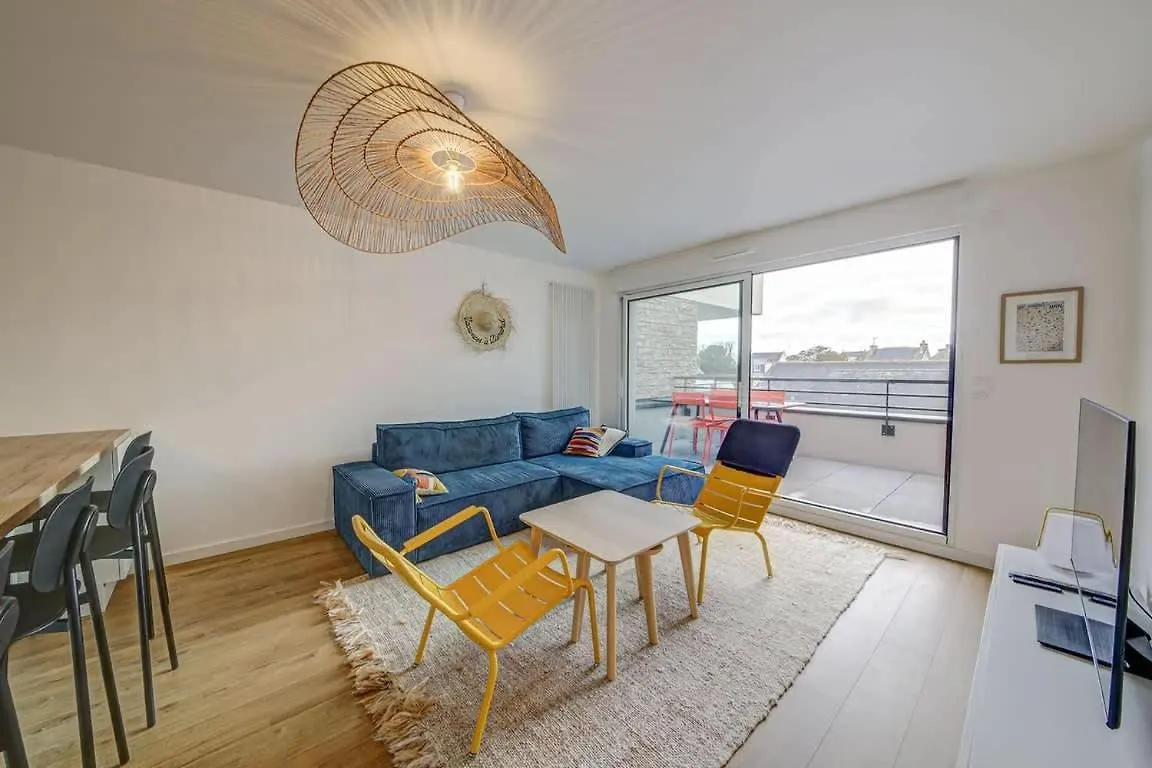 Baudelaire - Beau 2 Chambres - Parking/Plage 400M Dinard